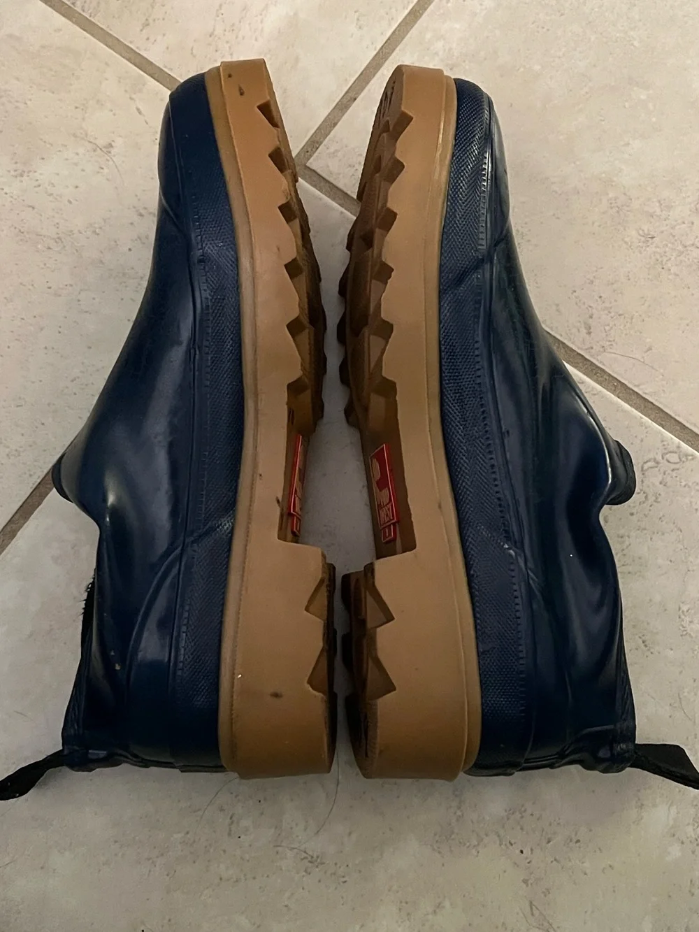 Men's Navy Slip-On Rain Chelsea Shoes - Picture 2 of 6